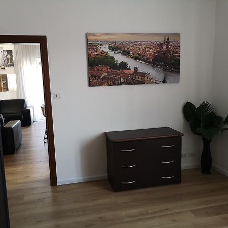 Queen East Verona Apartments Екстериор снимка