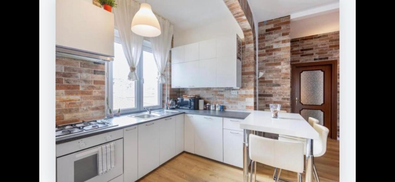 Queen East Verona Apartments Екстериор снимка