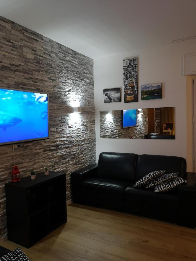 Queen East Verona Apartments Екстериор снимка