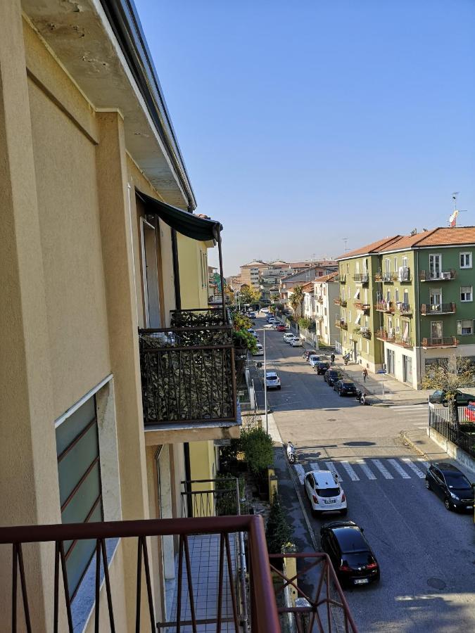 Queen East Verona Apartments Екстериор снимка